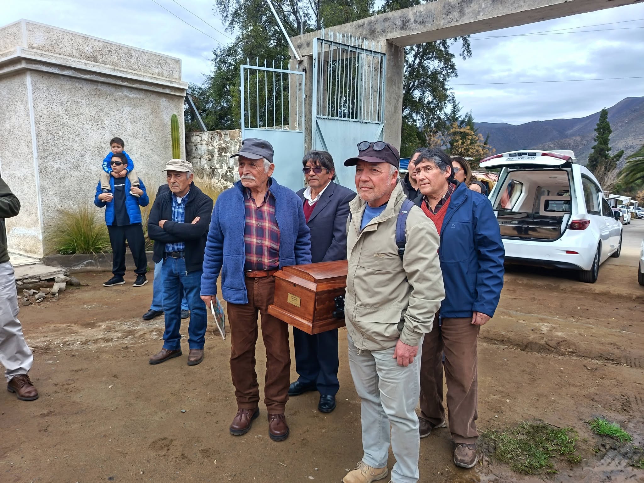 RESTOS DE VÍCTOR ESCOBAR Y JOSÉ ARAYA, EJECUTADOS POLÍTIOS SALAMANQUINOS, VUELVEN AL MEMORIAL LUEGO DE ULTIMAS PERICIAS FORENCES